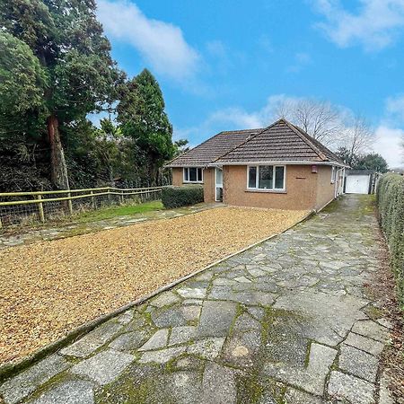 The Lockett Wonderful Large Bungalow Plympton, Plymouth Free Parking By Staystaycations Екстер'єр фото