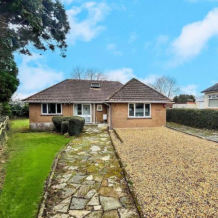 The Lockett Wonderful Large Bungalow Plympton, Plymouth Free Parking By Staystaycations Екстер'єр фото
